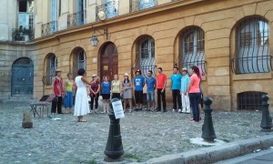 Concert chorale place d'Albertas - Aix en Provence